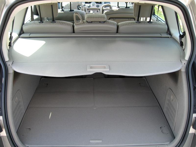 http://renault.pgr.free.fr/53_gdscenic06/scenicII06_12.jpg